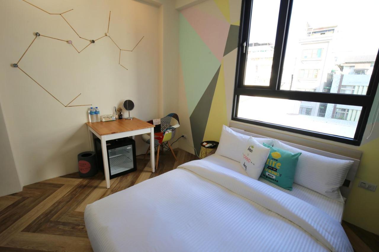 Ferienwohnung Yes Yes I Am Willing Tainan Exterior foto